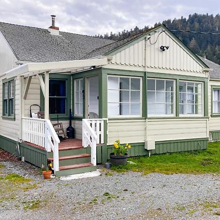 Redwood Farmhouse In The Orick Valley Exterior photo